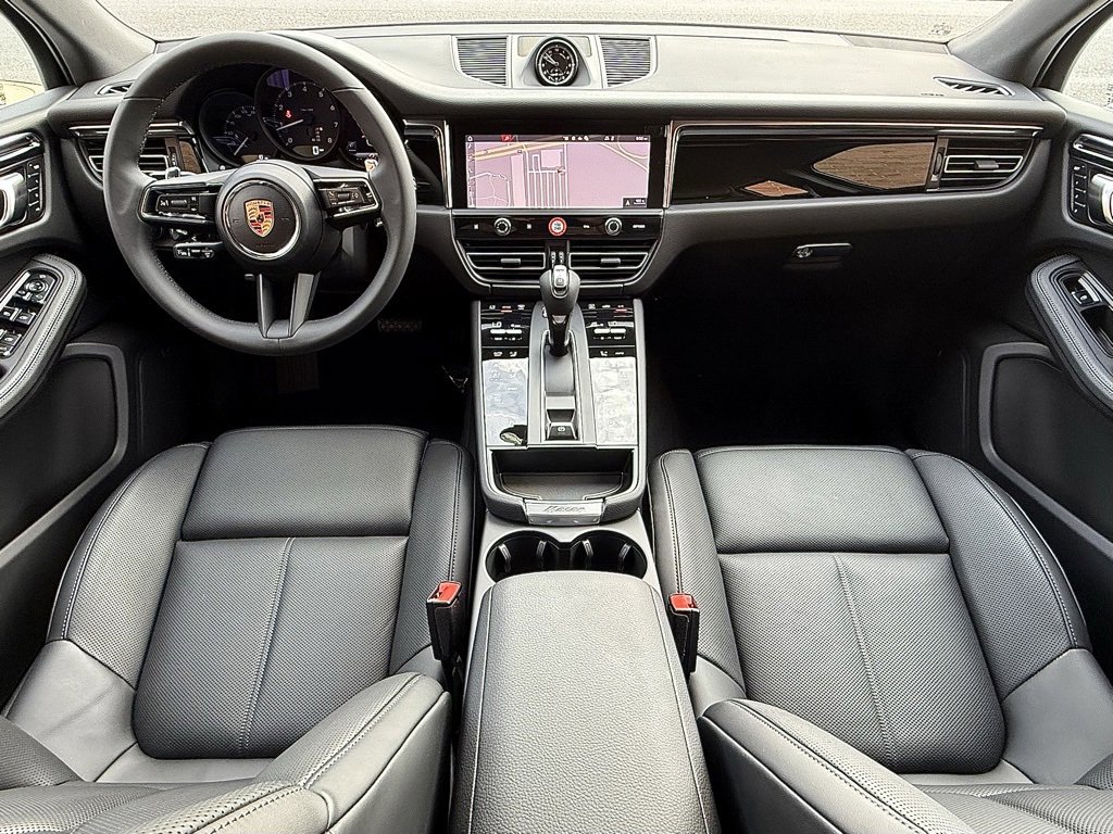 New 2026 Porsche Macan image 13