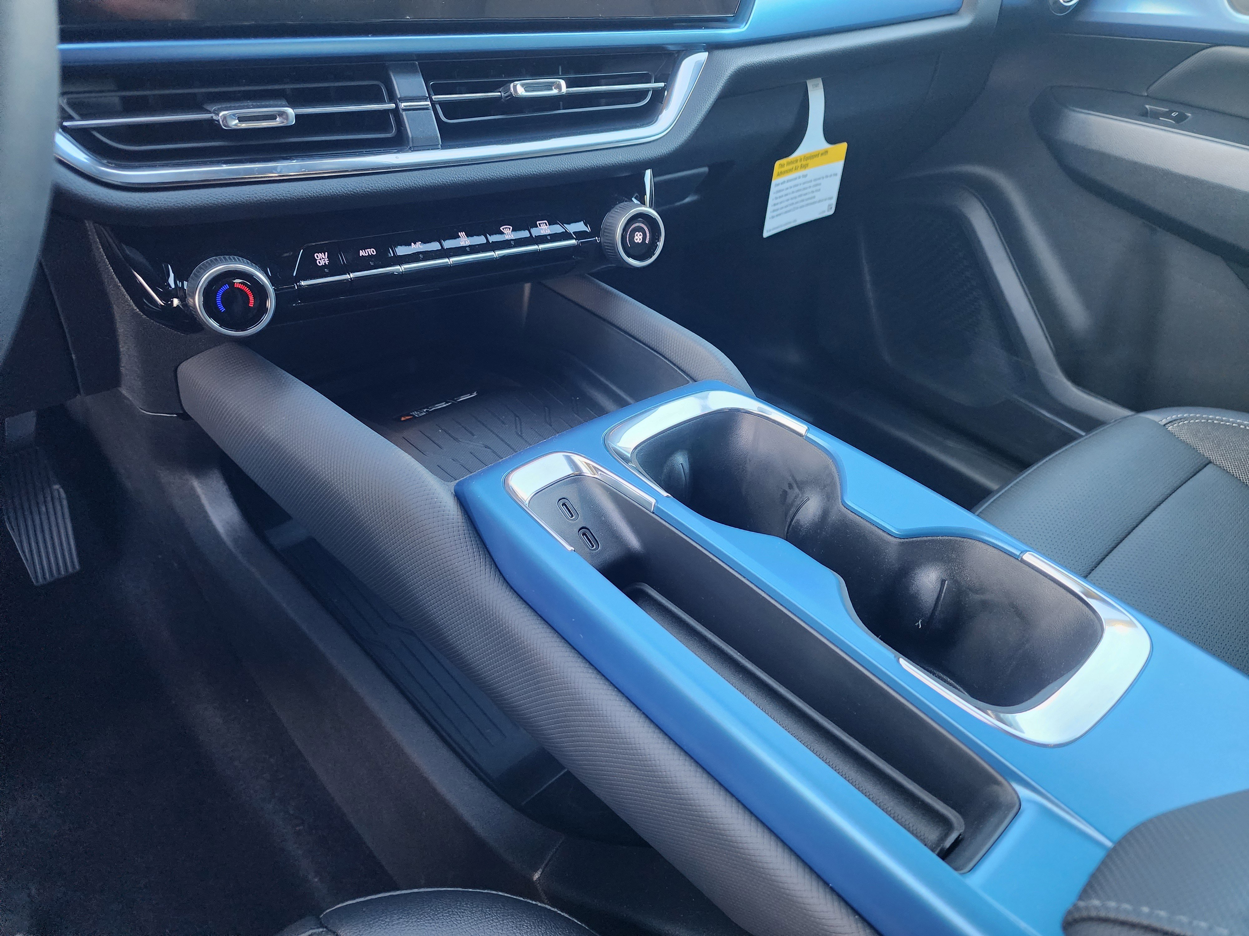 New 2026 Chevrolet Equinox EV LT AWD/4WD image 33
