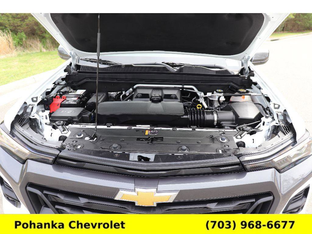 Certified 2024 Chevrolet Colorado LT w/ LT Convenience Package III image 30