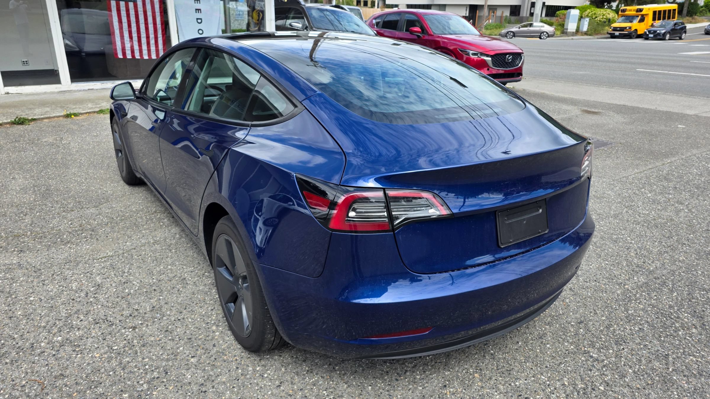 Used 2023 Tesla Model 3 Standard Range RWD image 7