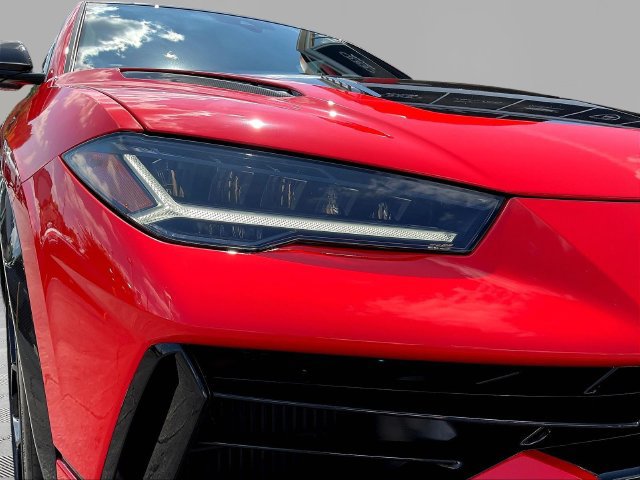 Used 2023 Lamborghini Urus Performante AWD/4WD image 31