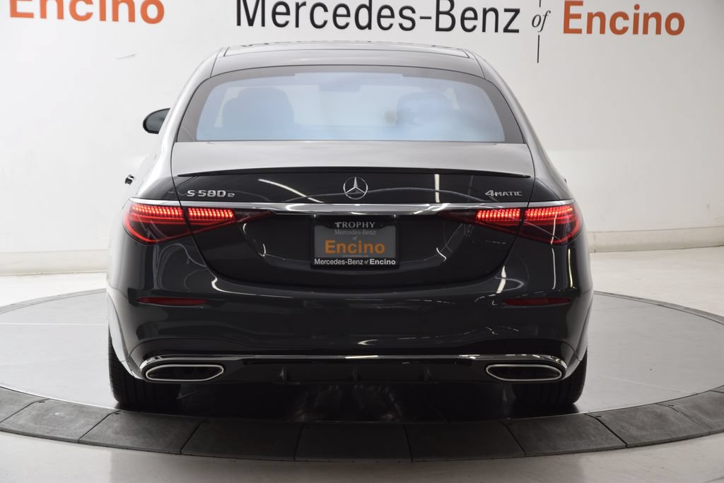 Used 2026 Mercedes-Benz S 580e 4MATIC Sedan image 5