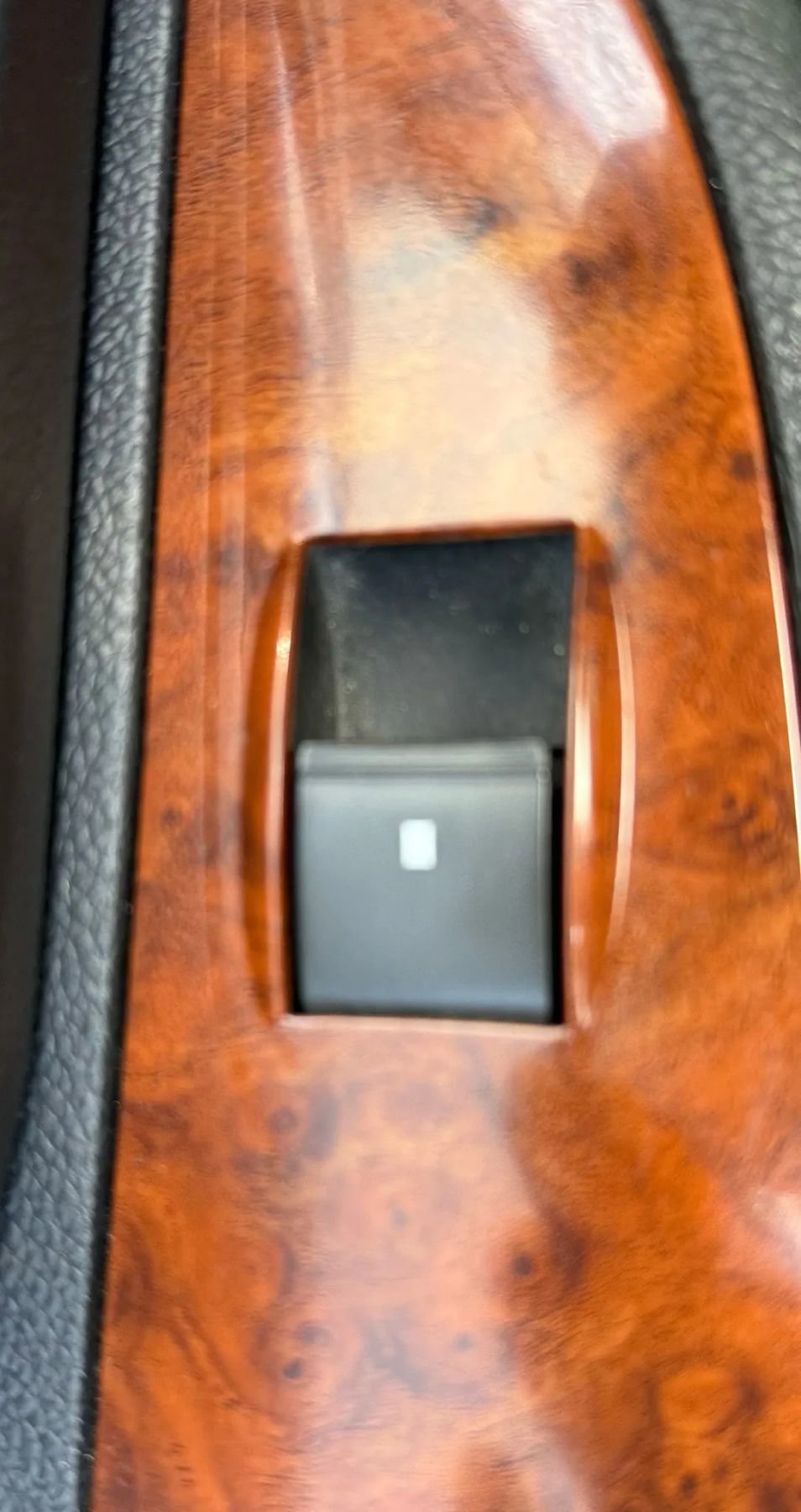 Used 2007 Chevrolet Avalanche LT w/ LT Preferred Equipment Group image 24