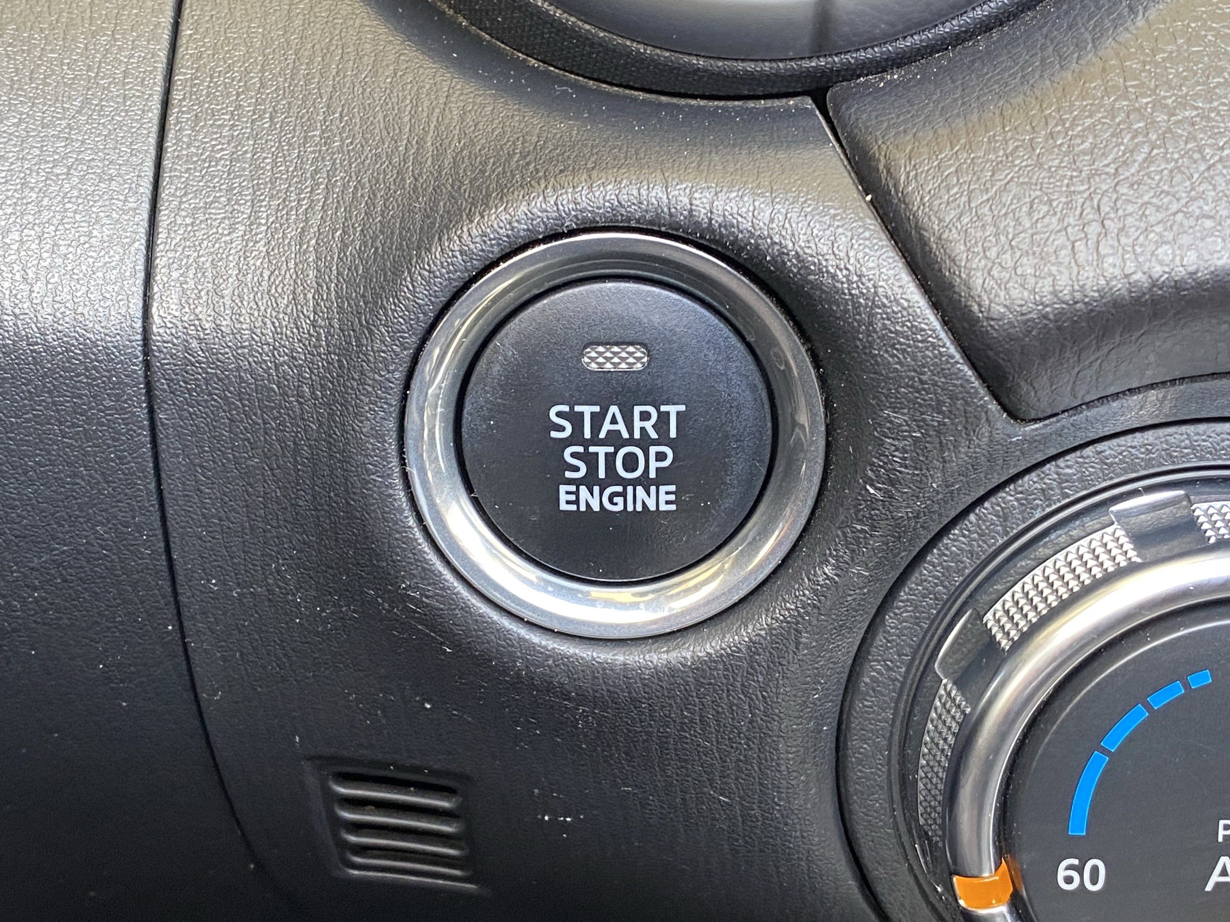 Used 2020 MAZDA MX-5 Miata RF Grand Touring RWD image 18