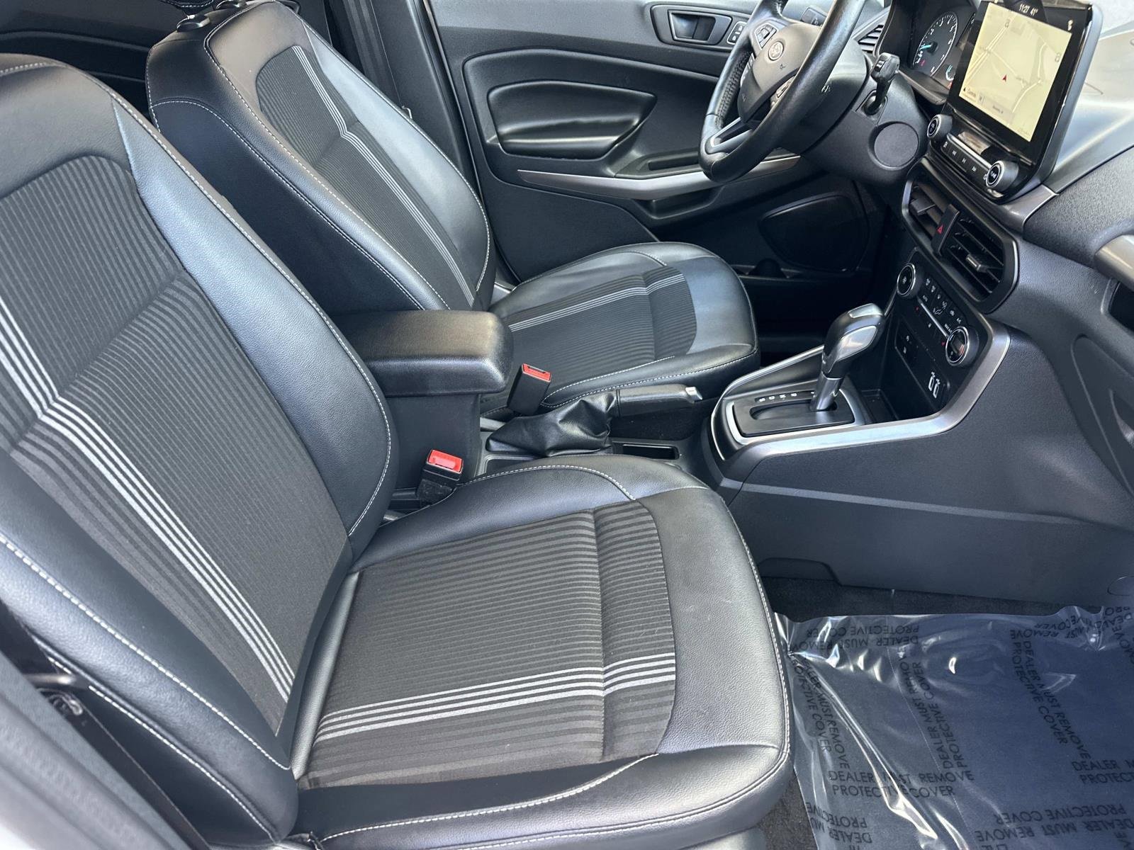 Used 2019 Ford EcoSport SES w/ SES Black Appearance Package image 28