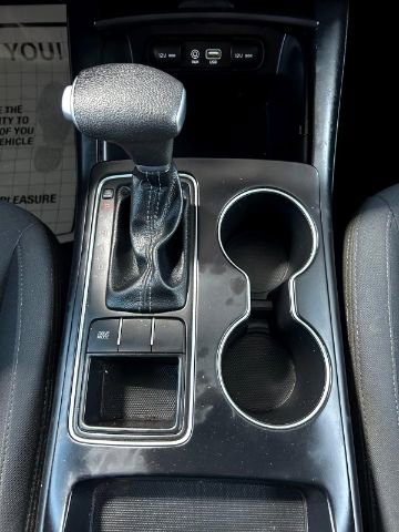 Used 2020 Kia Sorento LX image 16