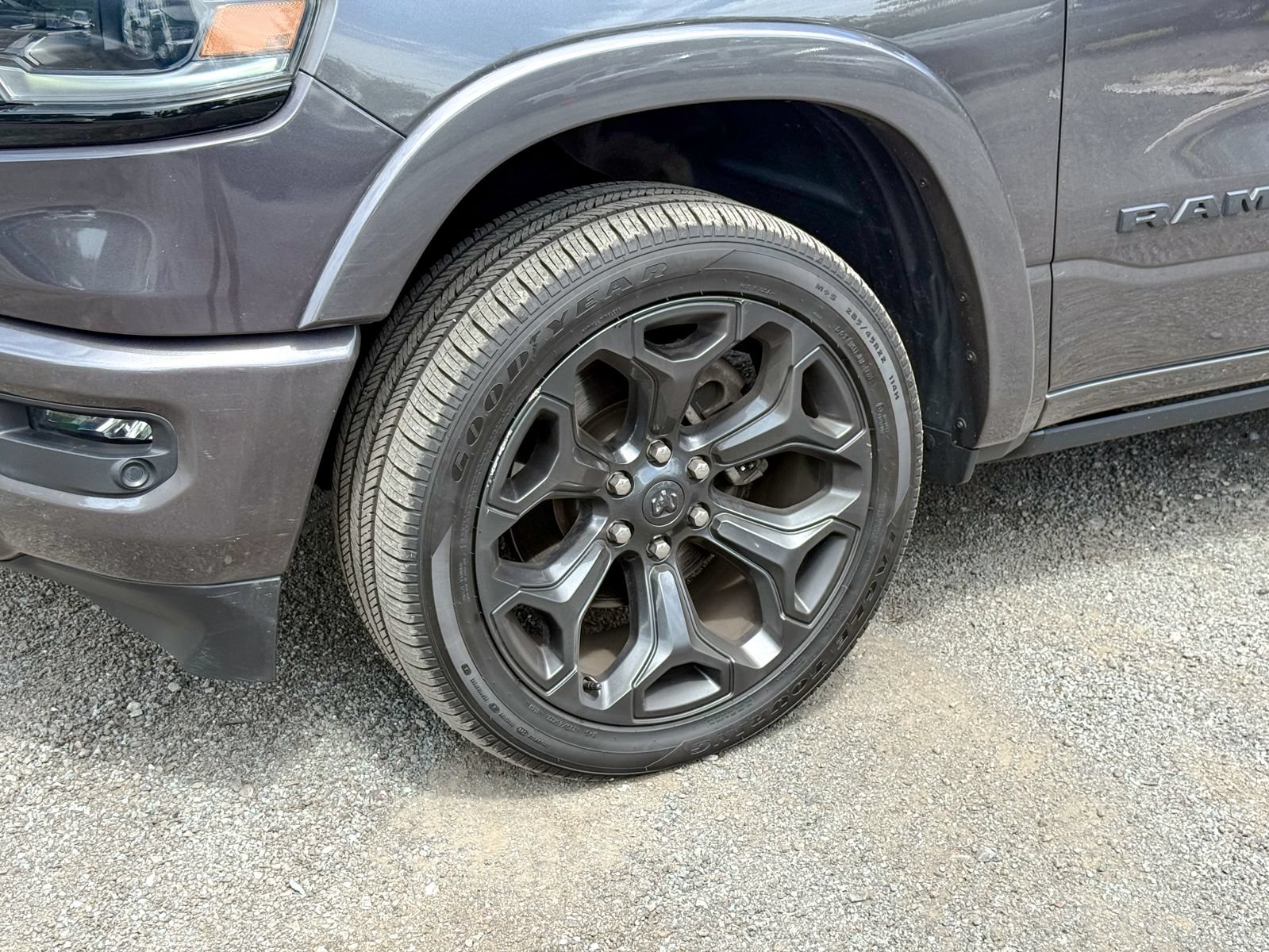 Used 2022 RAM 1500 Limited AWD/4WD image 9