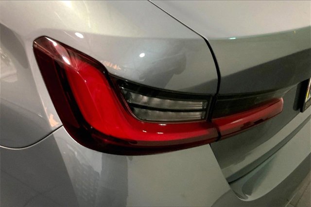 Used 2023 BMW 330i Sedan image 28