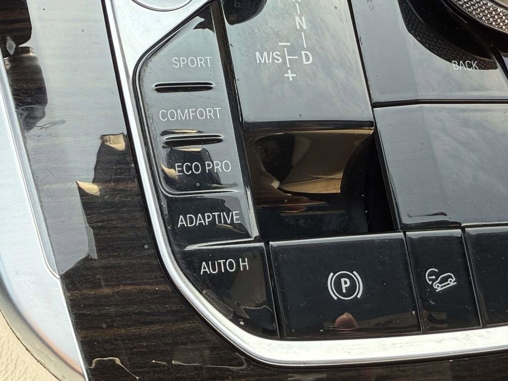 Used 2019 BMW X5 xDrive40i w/ Premium Package 2 image 27