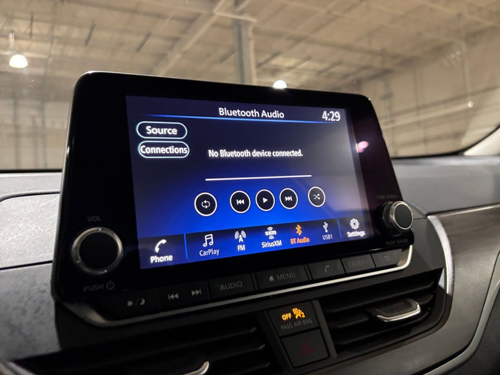 Used 2025 Nissan Altima 2.5 SV FWD image 20