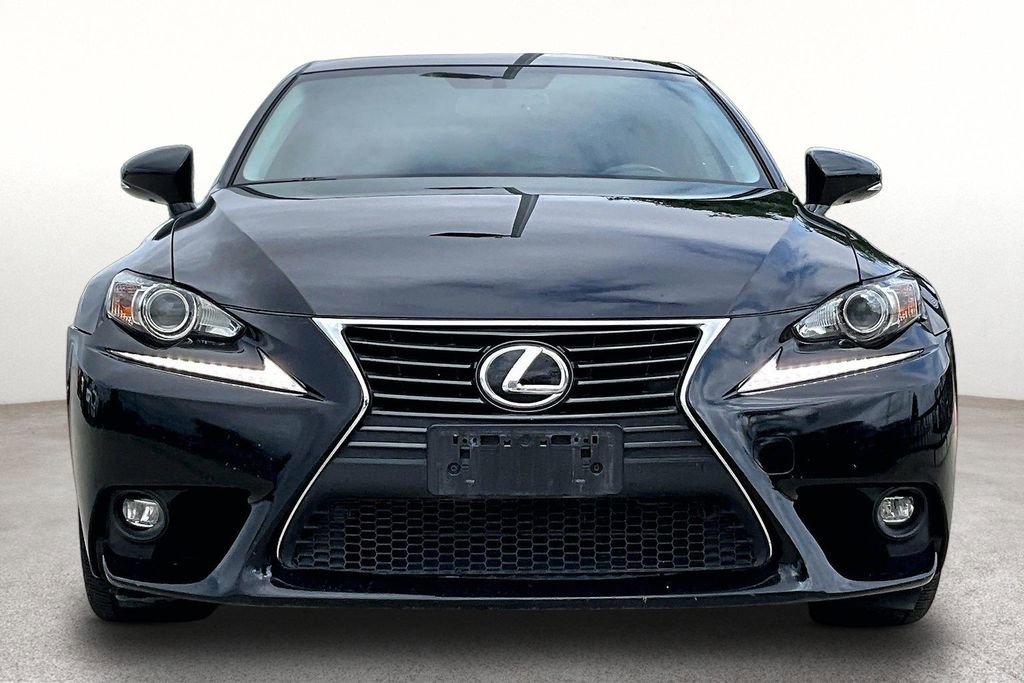 Used 2016 Lexus IS 200t image 5