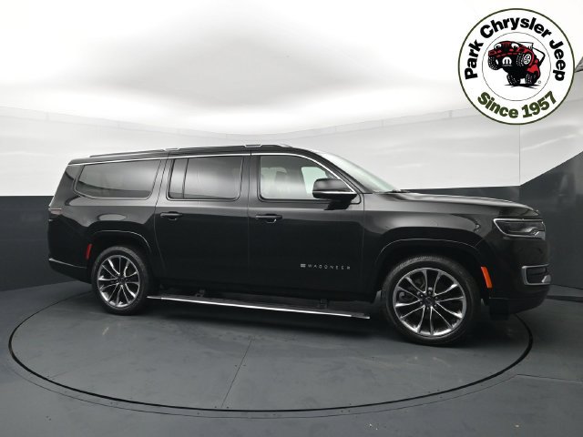 Used 2024 Jeep Wagoneer L Series III w/ Premium Group I AWD/4WD image 1