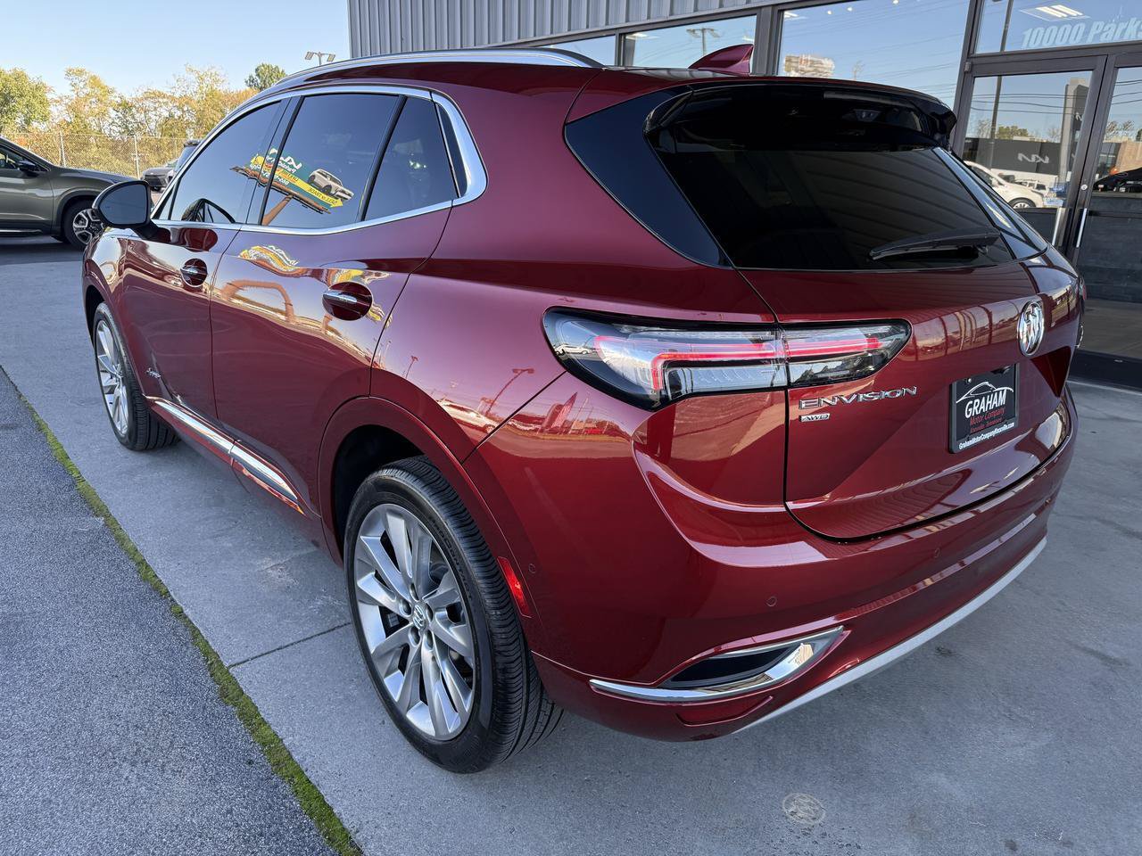 Used 2023 Buick Envision Avenir AWD/4WD image 7