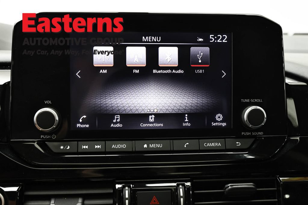 Used 2023 Nissan Pathfinder SV w/ SV Premium Package AWD/4WD image 12