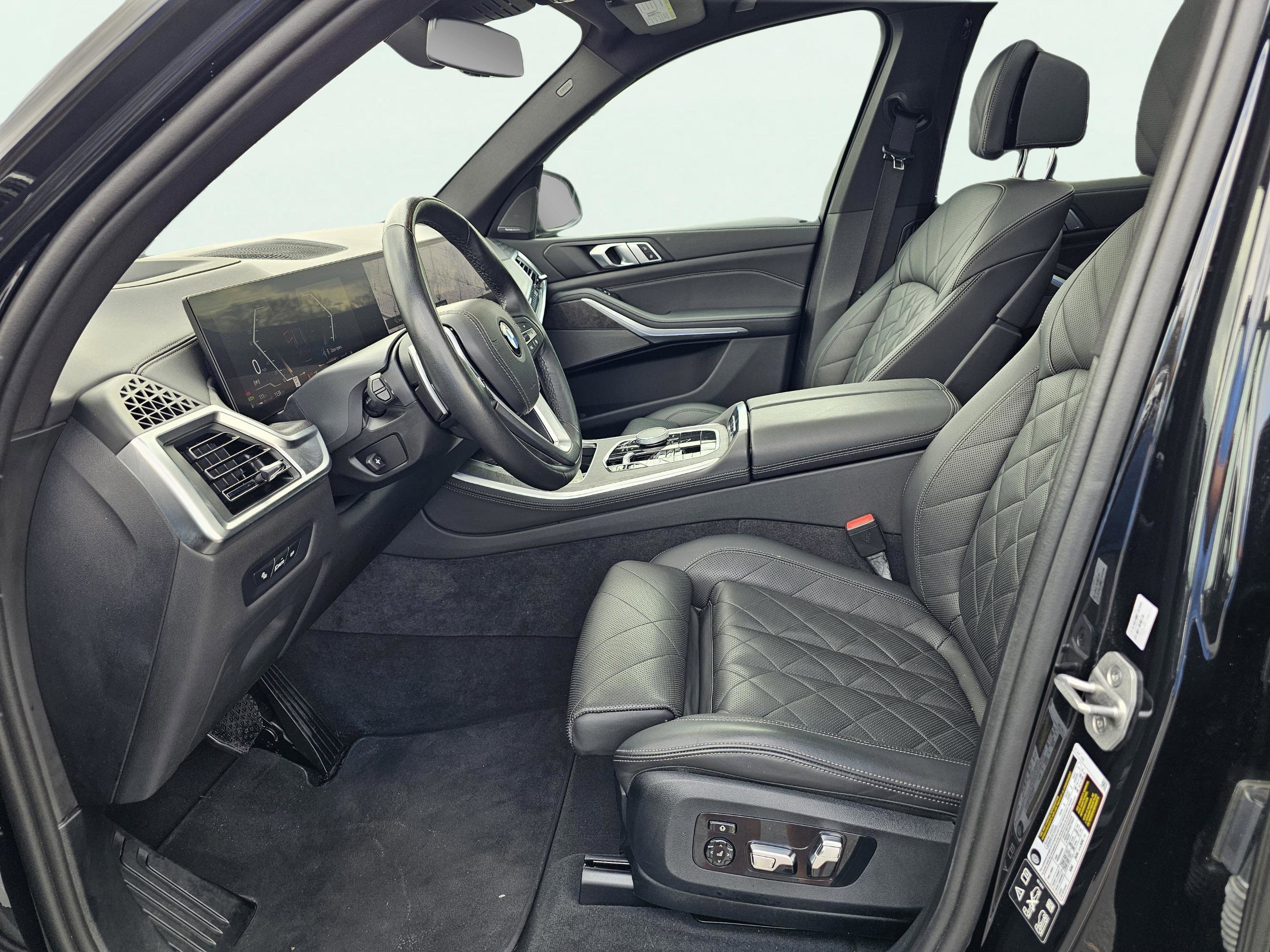 Used 2025 BMW X5 xDrive40i image 16