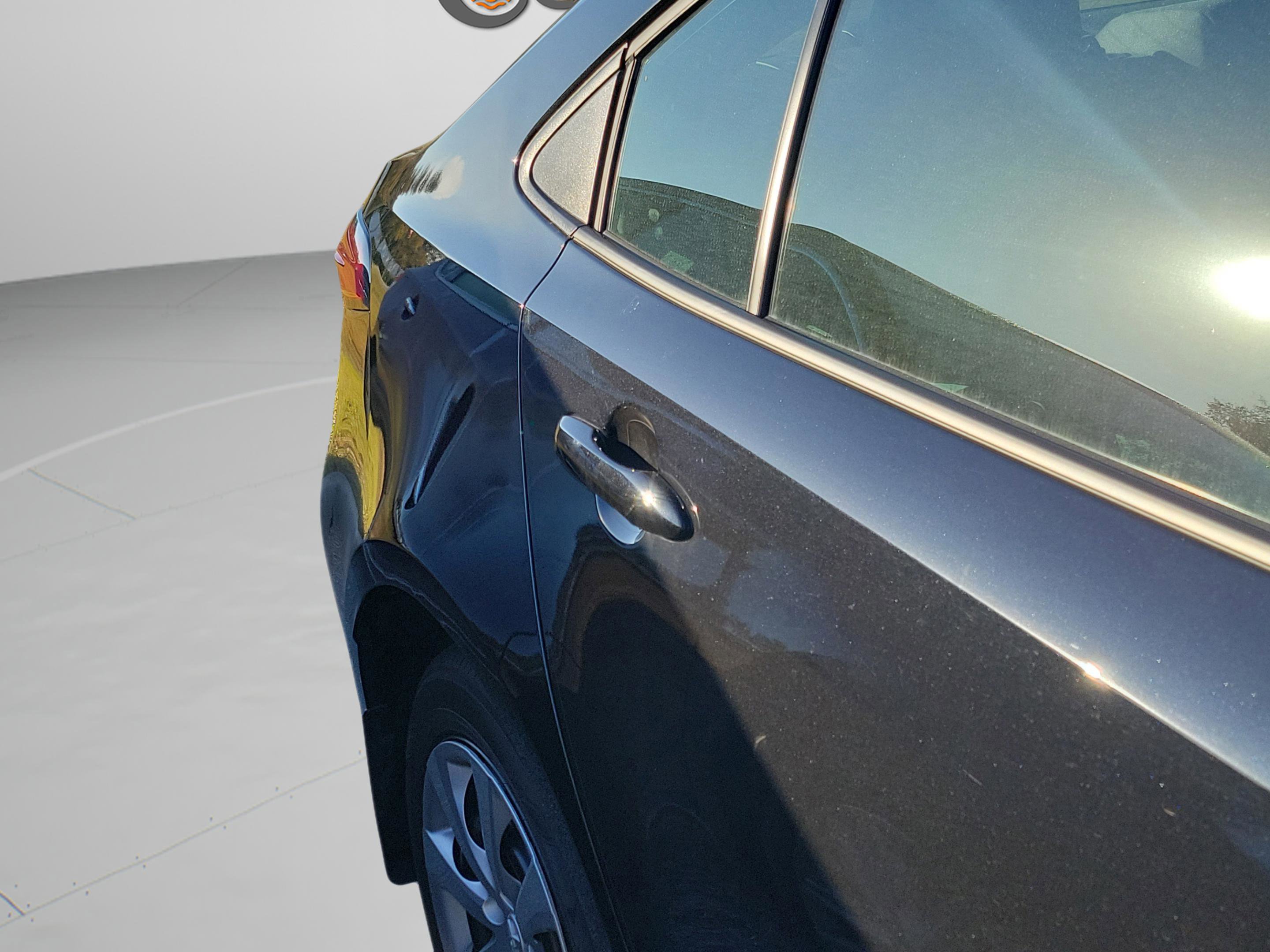 Certified 2025 Toyota Corolla LE image 15