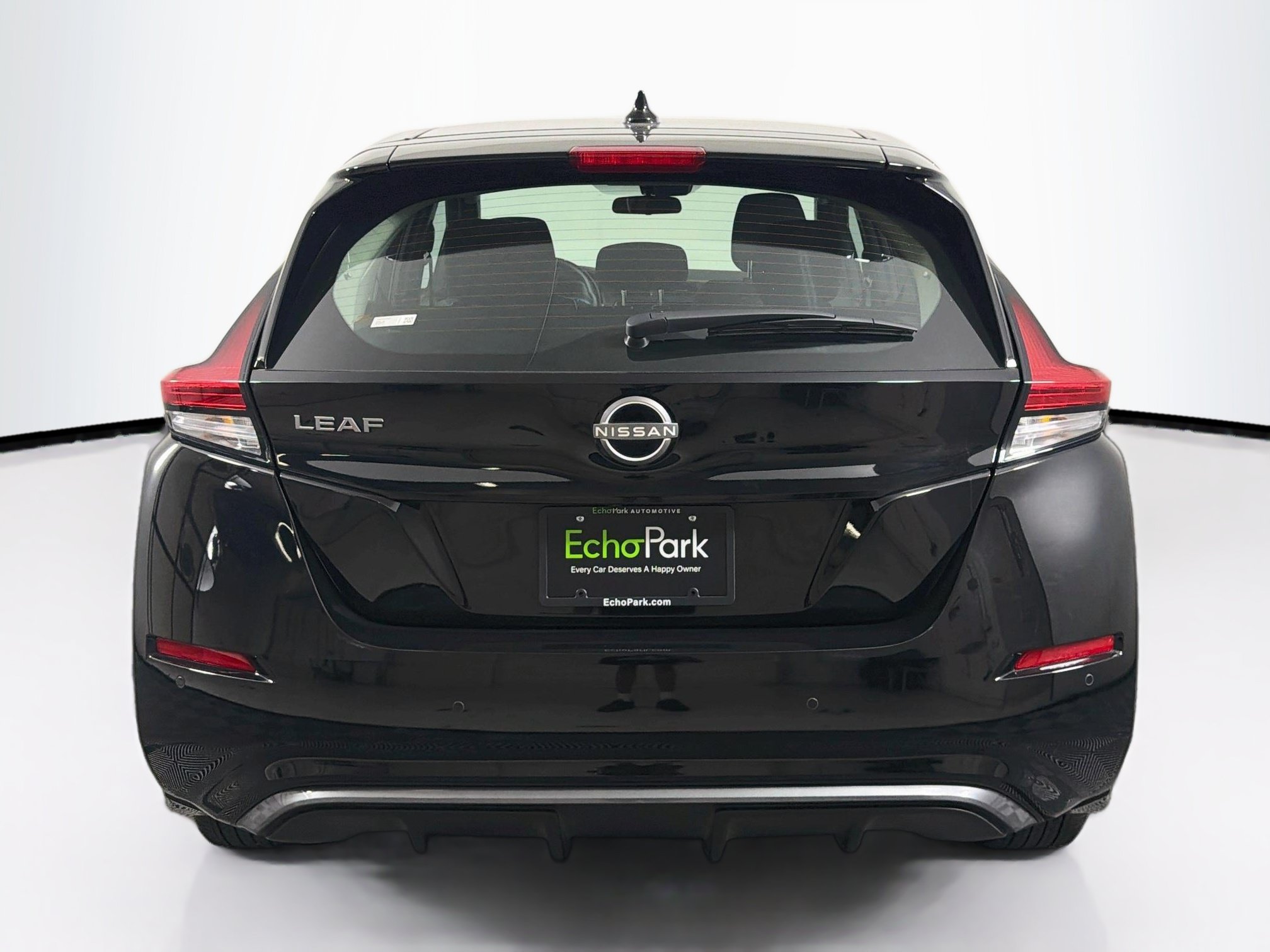 Used 2024 Nissan Leaf S FWD image 7