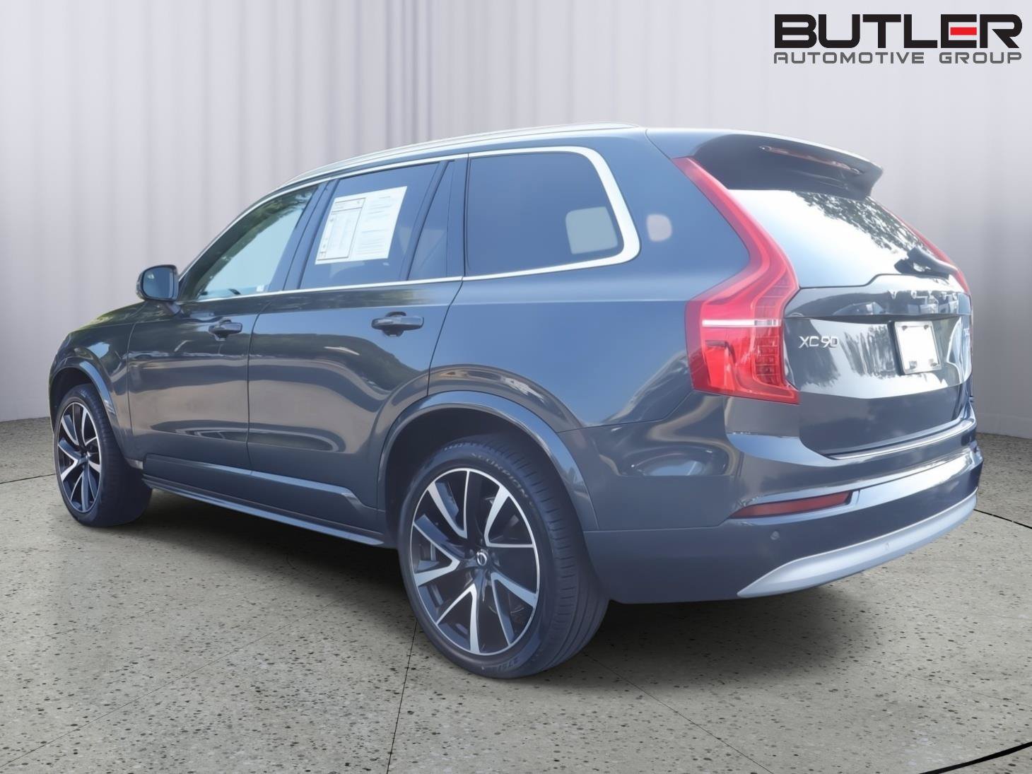 Used 2022 Volvo XC90 T6 Momentum w/ Advanced Package AWD/4WD image 4