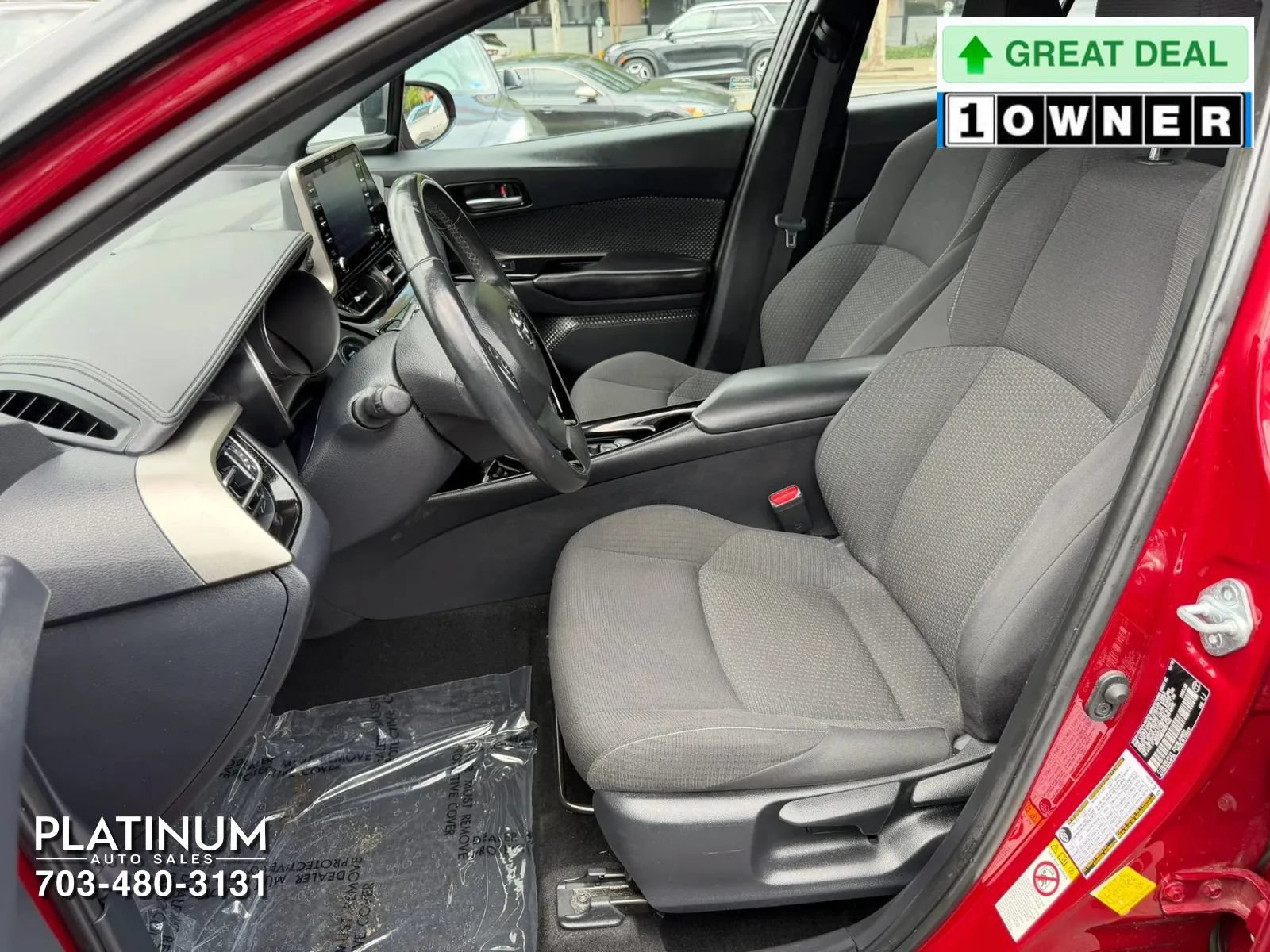 Used 2019 Toyota C-HR XLE FWD image 13