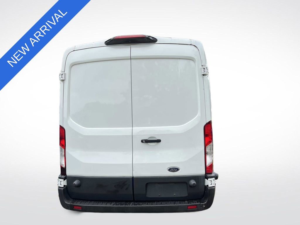 Used 2018 Ford Transit 250 148 Medium Roof RWD image 4