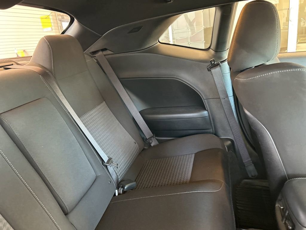 Used 2019 Dodge Challenger R/T w/ Performance Handling Group image 24