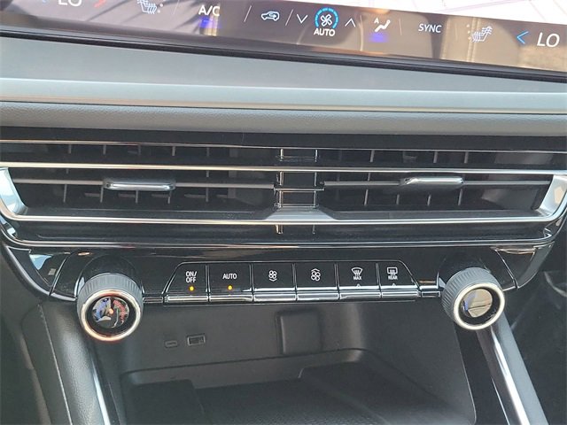 New 2026 Chevrolet Traverse LT w/ Driver Confidence Package image 47