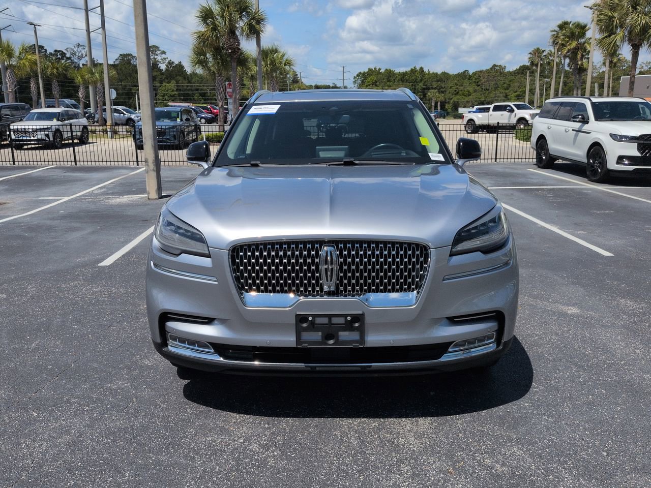 Certified 2021 Lincoln Aviator Reserve w/ Equipment Group 201A AWD/4WD image 9