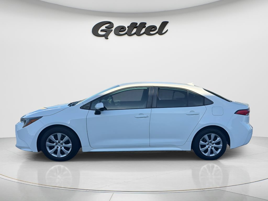 Used 2020 Toyota Corolla LE FWD image 8