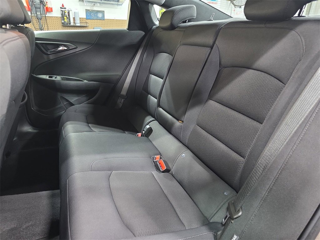 Used 2023 Chevrolet Malibu LT image 14