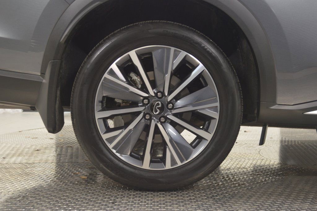 Certified 2026 INFINITI QX60 Luxe w/ Cargo Package AWD/4WD image 15