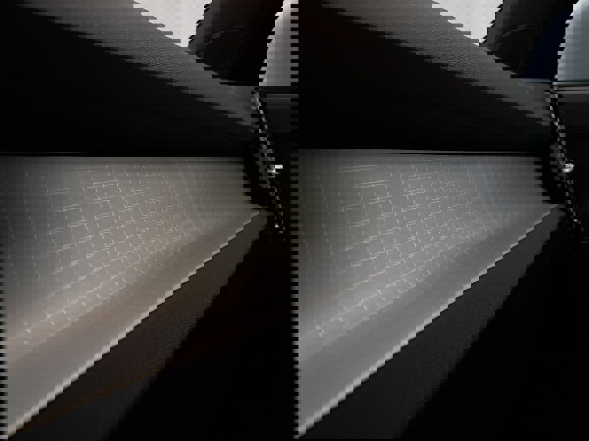 Used 2024 Volvo XC40 B5 Core image 23