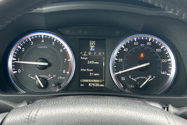 Used 2016 Toyota Highlander Limited image 30