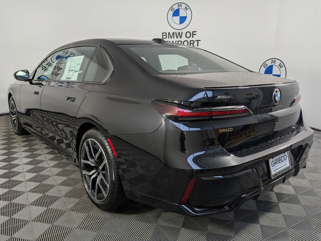New 2026 BMW 740i xDrive AWD/4WD image 8