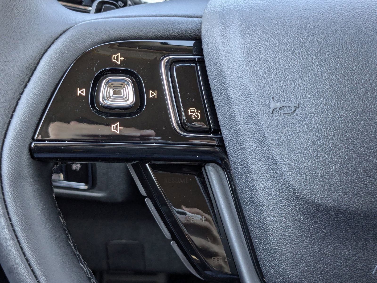 New 2026 Lincoln Corsair Premiere image 30