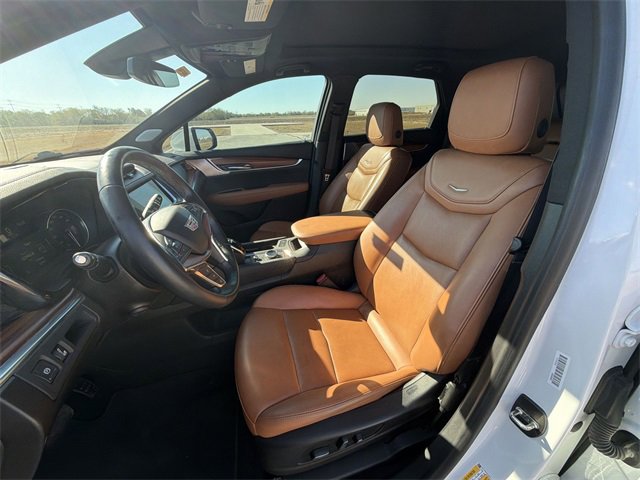 Certified 2023 Cadillac XT5 Premium Luxury image 18