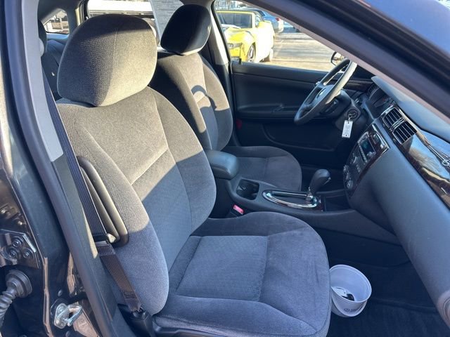 Used 2016 Chevrolet Impala LS image 27