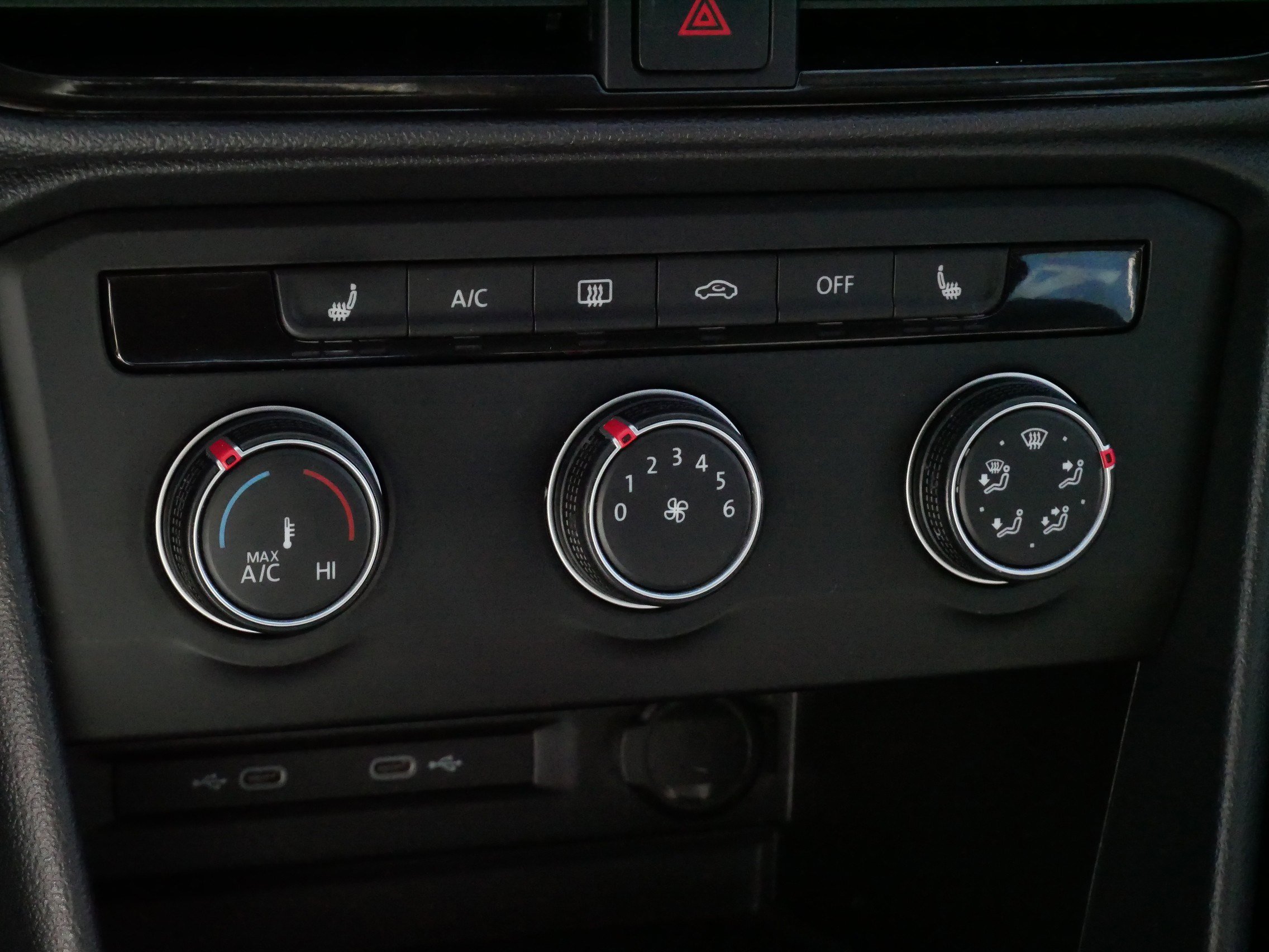 Used 2022 Volkswagen Taos S image 23