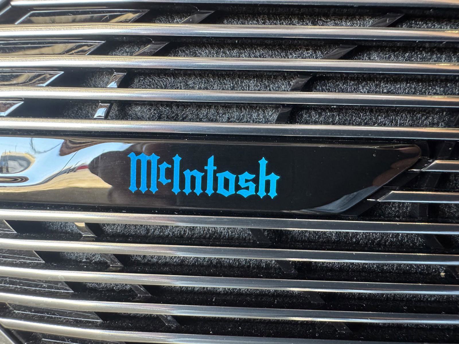 Used 2024 Jeep Grand Cherokee Summit image 23