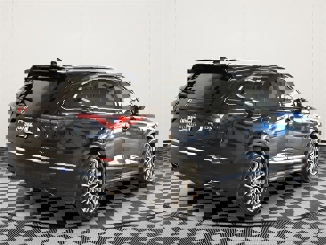 Used 2023 Acura MDX SH-AWD w/ Advance Package image 4