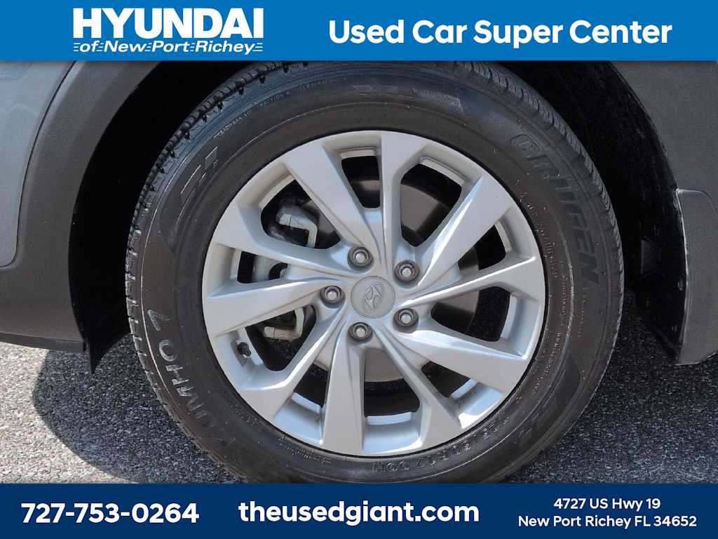 Used 2019 Hyundai Tucson Value FWD image 9