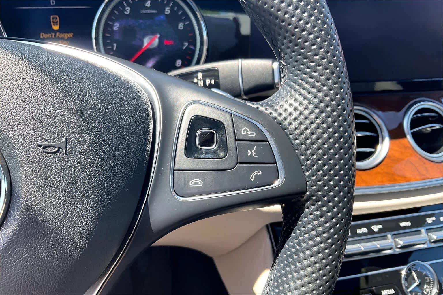 Used 2018 Mercedes-Benz E 300 4MATIC image 24