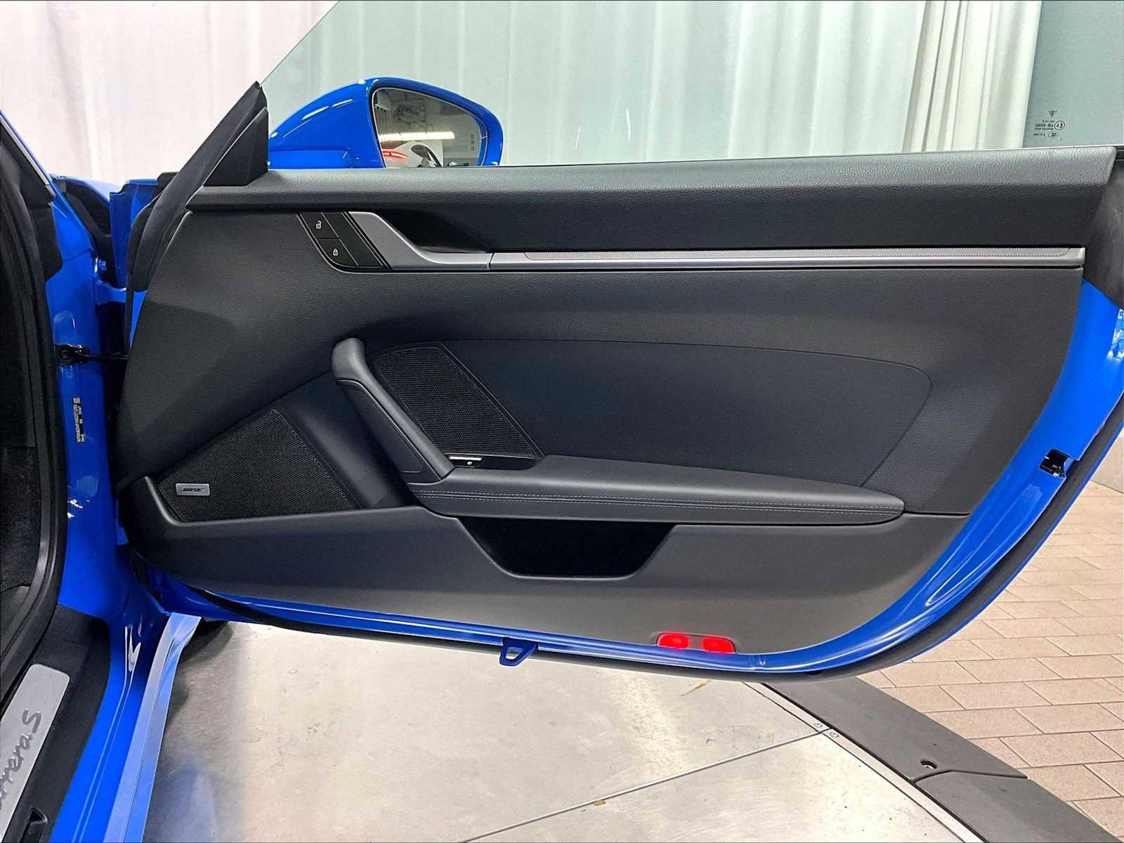 Used 2022 Porsche 911 Carrera S image 28