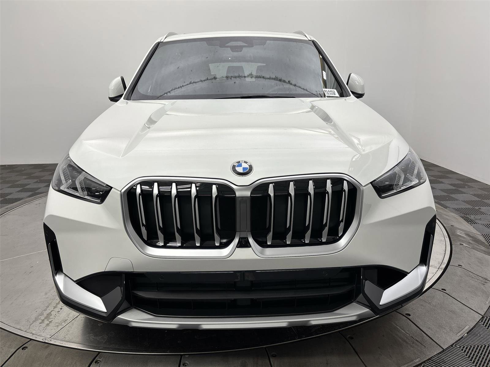 New 2025 BMW X1 xDrive28i w/ Technology Package image 14