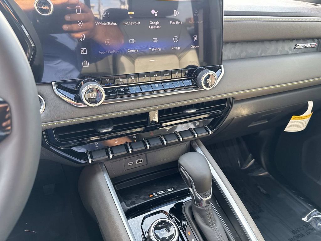 New 2026 Chevrolet Colorado ZR2 w/ ZR2 Bison Edition image 26