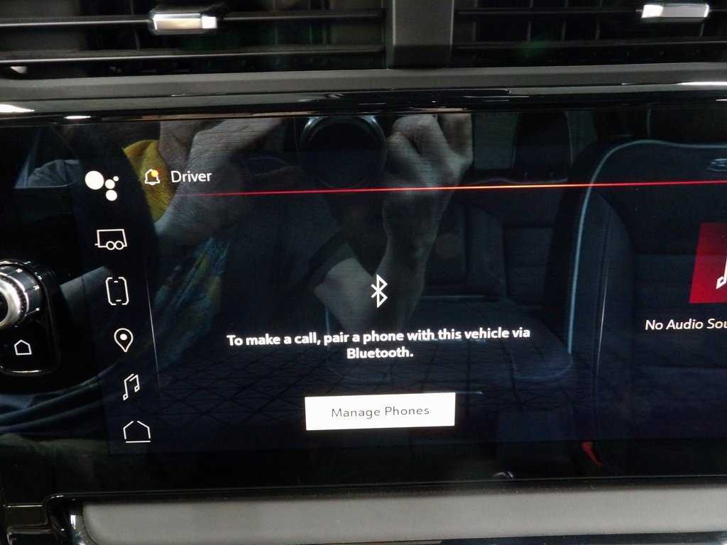 Used 2025 GMC Sierra 2500 AT4X image 24