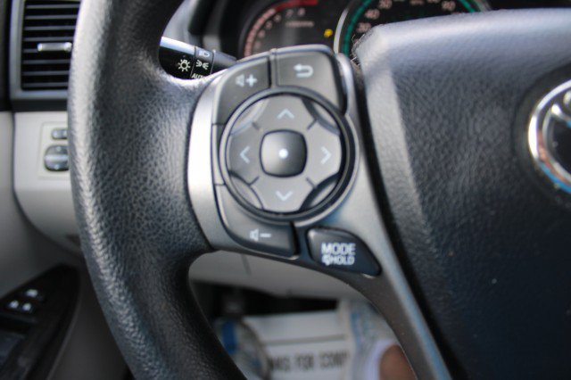 Used 2013 Toyota Venza LE FWD image 17