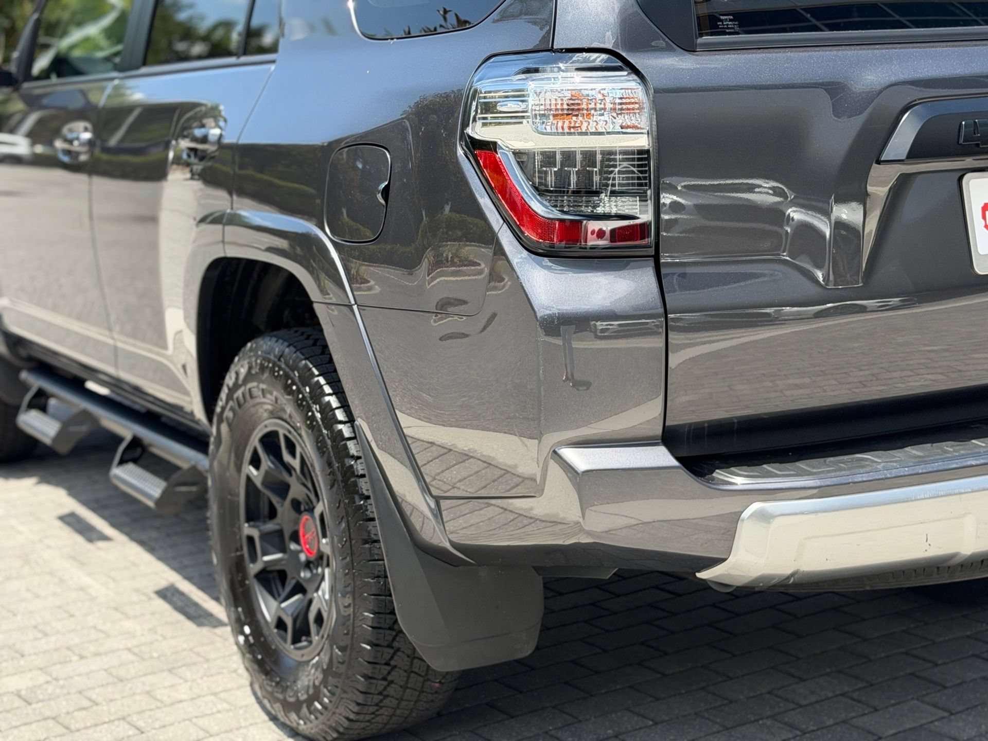Used 2022 Toyota 4Runner TRD Off-Road Premium AWD/4WD image 16