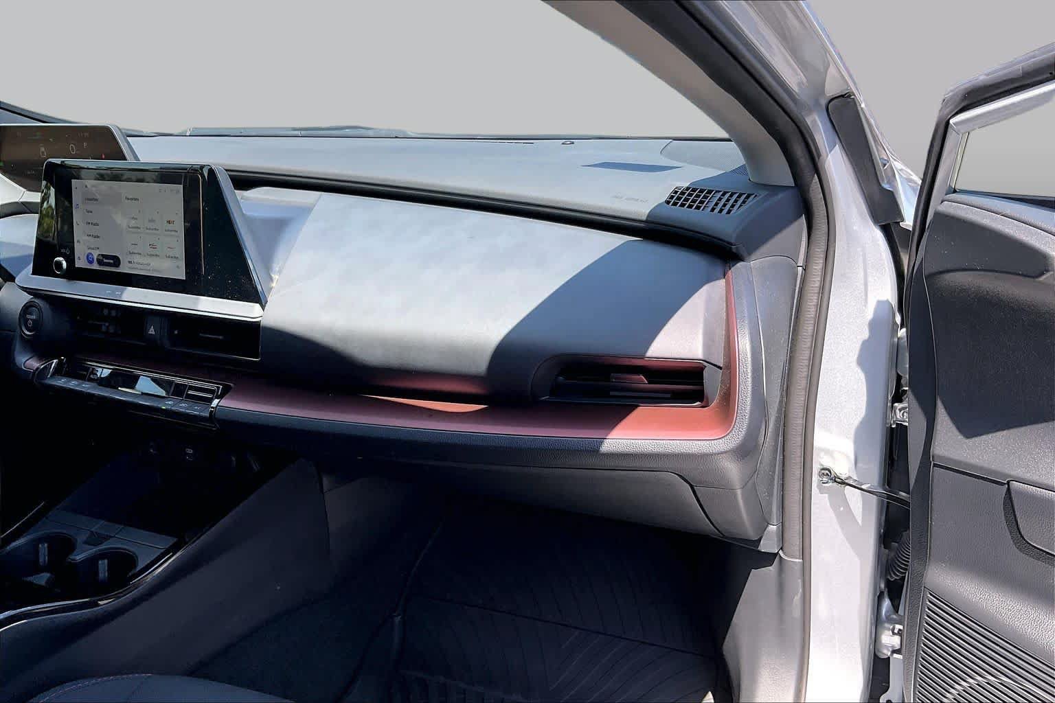 Certified 2026 Toyota Prius Plug-In Hybrid FWD image 18