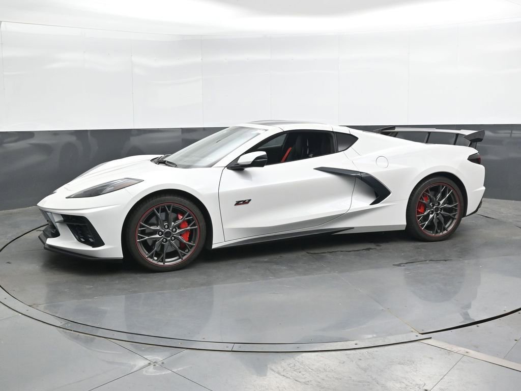 Used 2023 Chevrolet Corvette Stingray Premium Cpe w/ Z51 Performance Package RWD image 9