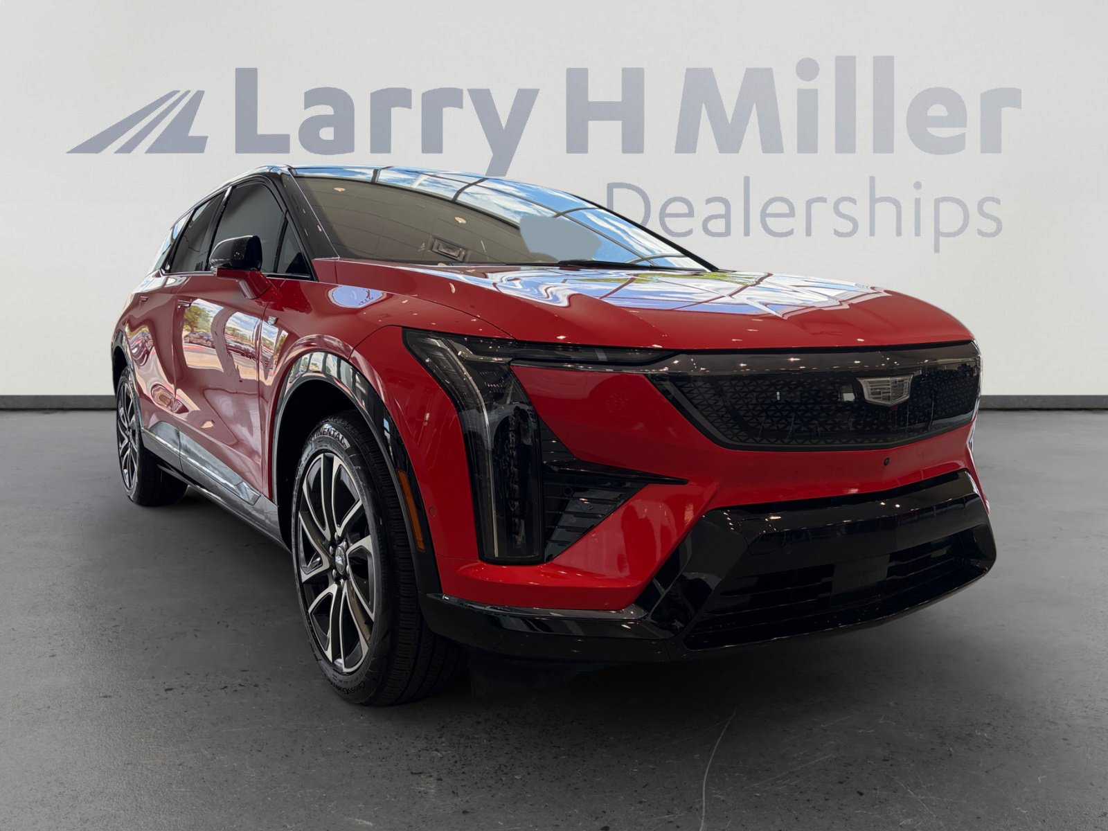 Used 2025 Cadillac Optiq Sport 2 AWD/4WD image 7